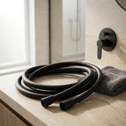 shower-hose-sb-pvc-matt-black-1-2-inch-1500mm